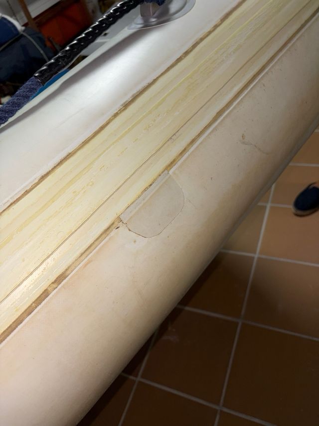 Zodiac Valiant D240 - Semirrígida