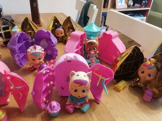 11 Bebés Llorones: Casas & Muñecas