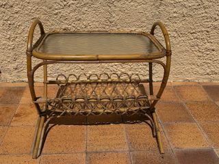 Tavolo da giardino vintage in rattan