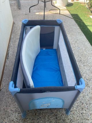 Cuna Plegable Bebé con puerta de entrada y salida