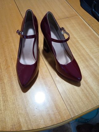 Tacones rojos vino - tacón alto