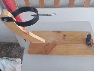 Jamonero de madera