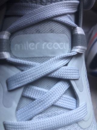 Zapatillas Nike Grises
