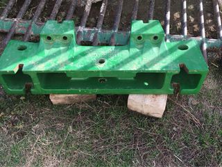 Soporte contrapesos John Deere R