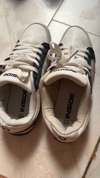 Zapatillas INSIDE blancas y negras talla 40