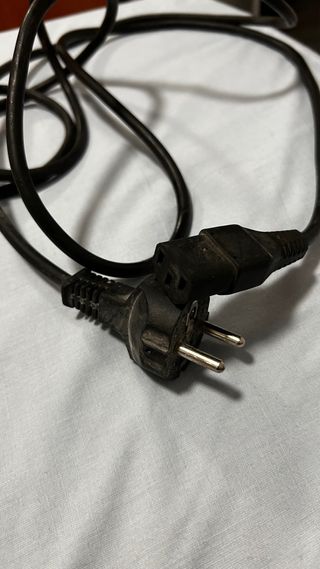 Cable alimentación europeo