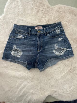 Short Guess Vintage 1981