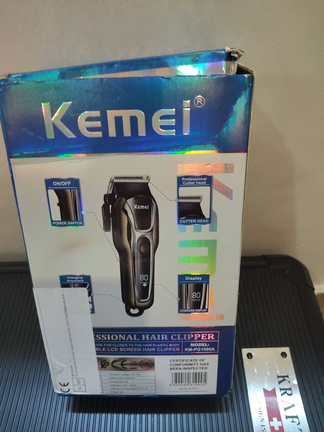 Cortapelos Kemei KM-PG1990A.
