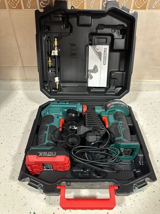 2 Compresores Parkside recargables con maletin .