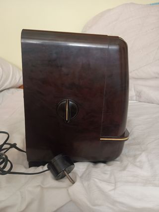 Radio antigua Philips
