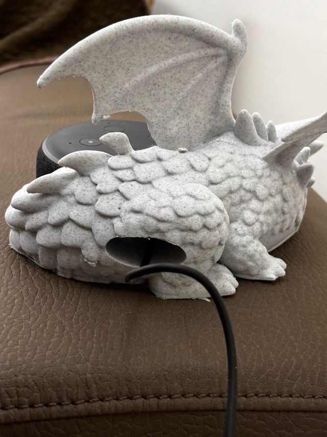 Supporto Alexa a forma di drago stampa 3D