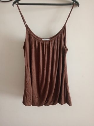 Camiseta marrón tirantes