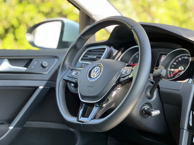 Volkswagen Golf 2016