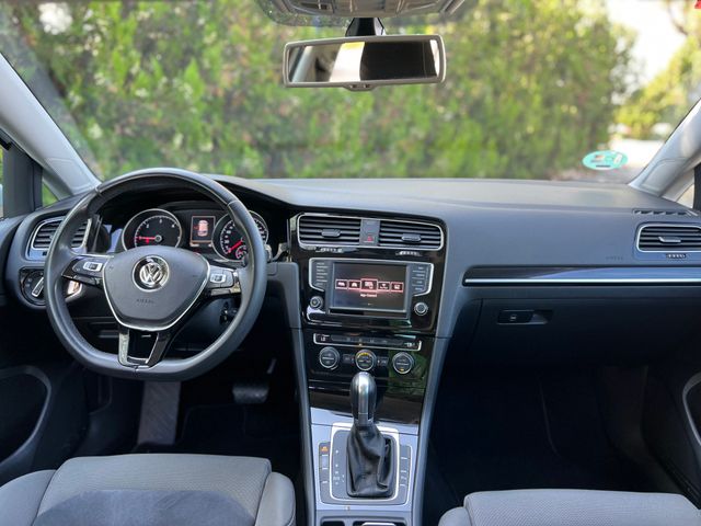 Volkswagen Golf 2016