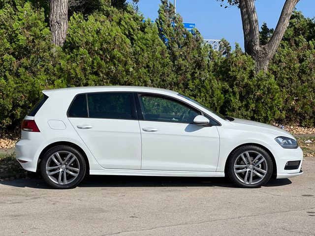Volkswagen Golf 2016