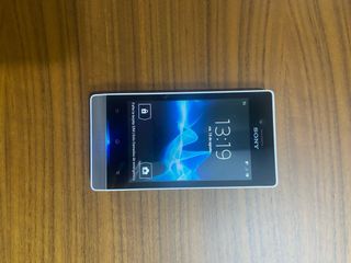 Sony Xperia Miro ST23i bianco