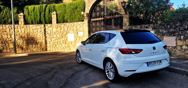 SEAT León 2017 blanco impecable
