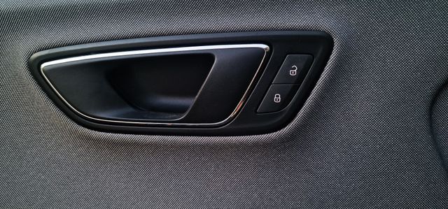 SEAT León 2017 blanco impecable