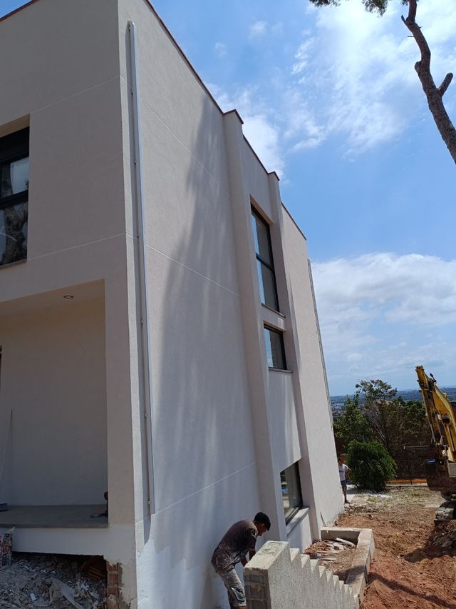 Rehabilitación de fachada mortero acrílico