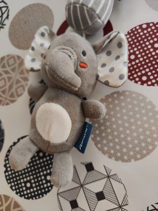 Sonajero elefante bebé - Aipingi