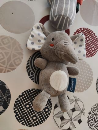 Sonajero elefante bebé - Aipingi