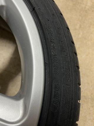 Rueda 225/40R18 92Y