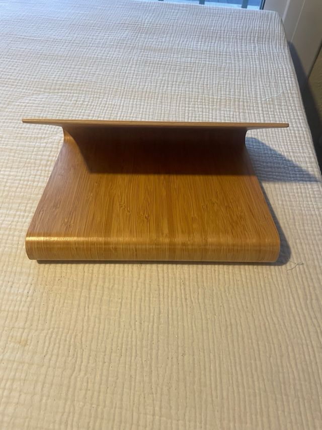 Soporte para Ipad de bambú