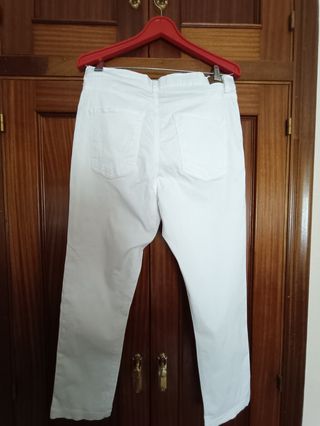 Pantalones vaqueros blancos mujer