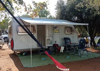 Caravana Knaus Südwind 450 FU