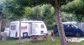 Caravana Knaus Südwind 450 FU