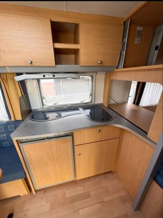 Caravana Knaus Südwind 450 FU