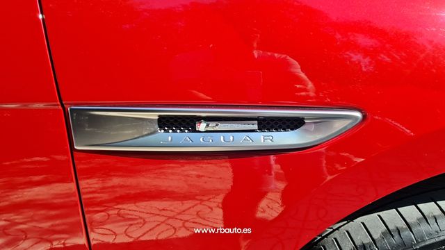 Jaguar F-Pace 25D AWD 240cv auto MOTOR NUEVO