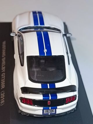 MUSTANG SHELBY GT350R (2016) 1:43 BLANCO