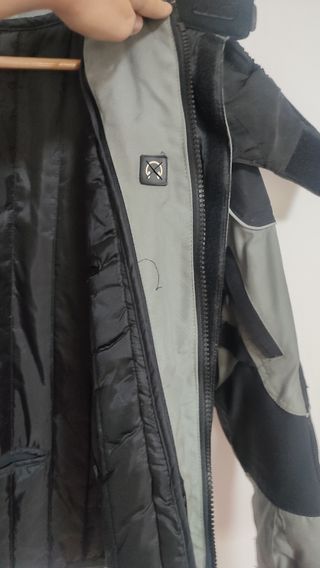 Chaqueta y pantalón para moto.