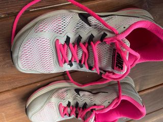 scarpa ginnastica Nike rosa e grigio - 38.5