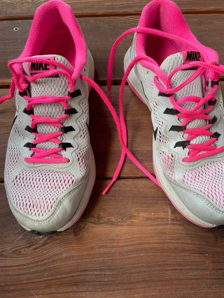 scarpa ginnastica Nike rosa e grigio - 38.5