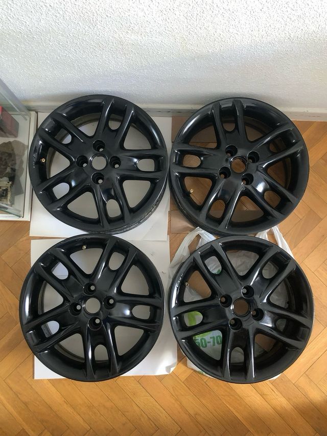 4 Llantas CMS 15" - Negro