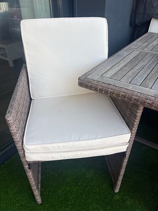 Conjunto jardín - Mesa 4 sillas mimbre
