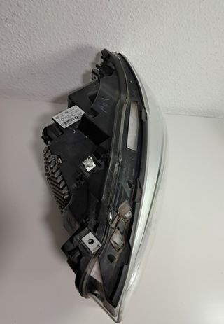 Faro BMW Serie 1 F20/F21 Black Line