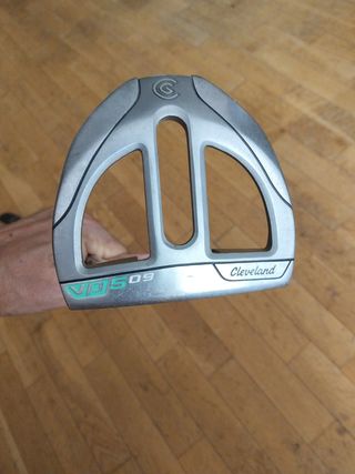Putter Cleveland VP 5 09 34 pulgadas con funda