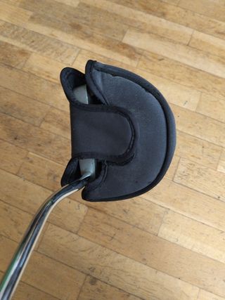 Putter Cleveland VP 5 09 34 pulgadas con funda