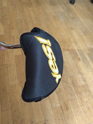 Putter Cleveland VP 5 09 34 pulgadas con funda