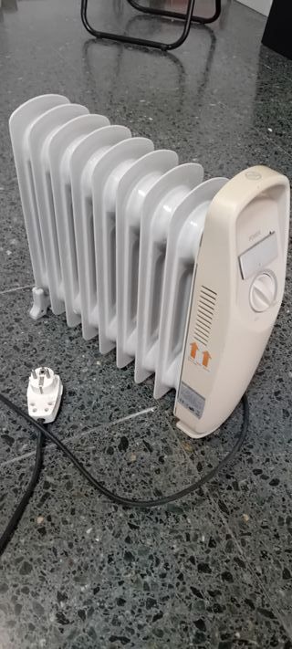 Radiador aceite 700W compacto – 18€ o 2x25€