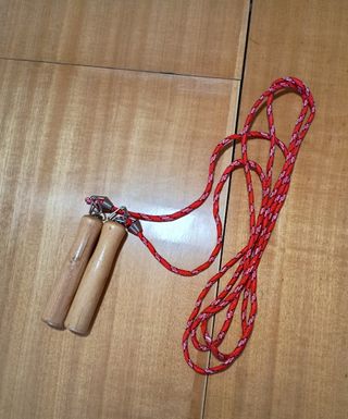 Cuerda saltar madera niños