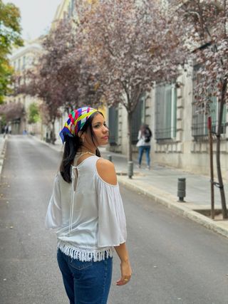 Blusa blanca hombros descubiertos talla S