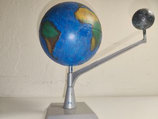 Maqueta Tierra-Luna: Decoración