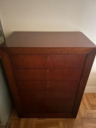 Dormitorio cerezo macizo