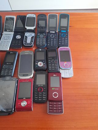 20 Teléfonos móviles antiguos