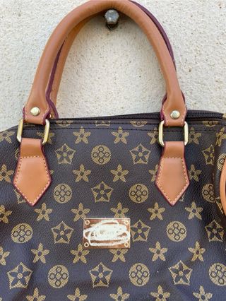 Bolso marrón estampado