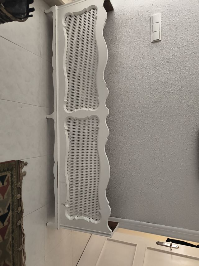 Cabecero cama blanco mimbre madera. Negociable.